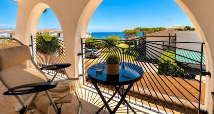 🏡 Luxury Villa with Private Saltwater Pool – Porto ColumbuDiscover an exclusive oasis of luxury, privacy and relaxation in Porto Columbu, perfect for guests seeking a refined holiday in a modern and carefully designed villa.The property features a p