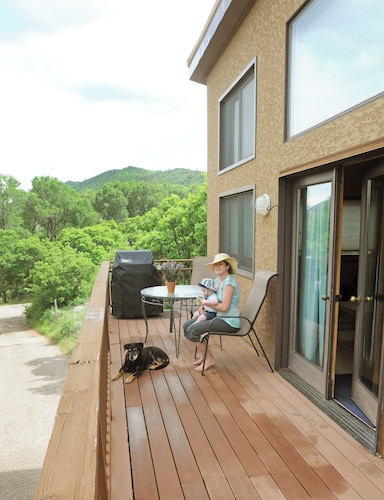 Casa Del Sol - Serene surroundings with spectacular mountain views