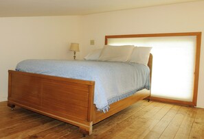 1 slaapkamer, een strijkplank/strijkijzer, wifi, beddengoed