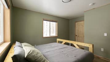 2 quartos, cofres nos quartos, Wi-Fi de cortesia, roupa de cama