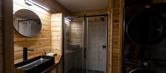Résidence-Moderne-SDB privée avec douche-Vue sur la rivière