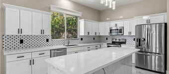 Beautiful fully remodeled 3/4-bedrm house in the amazing Ocotillo communities