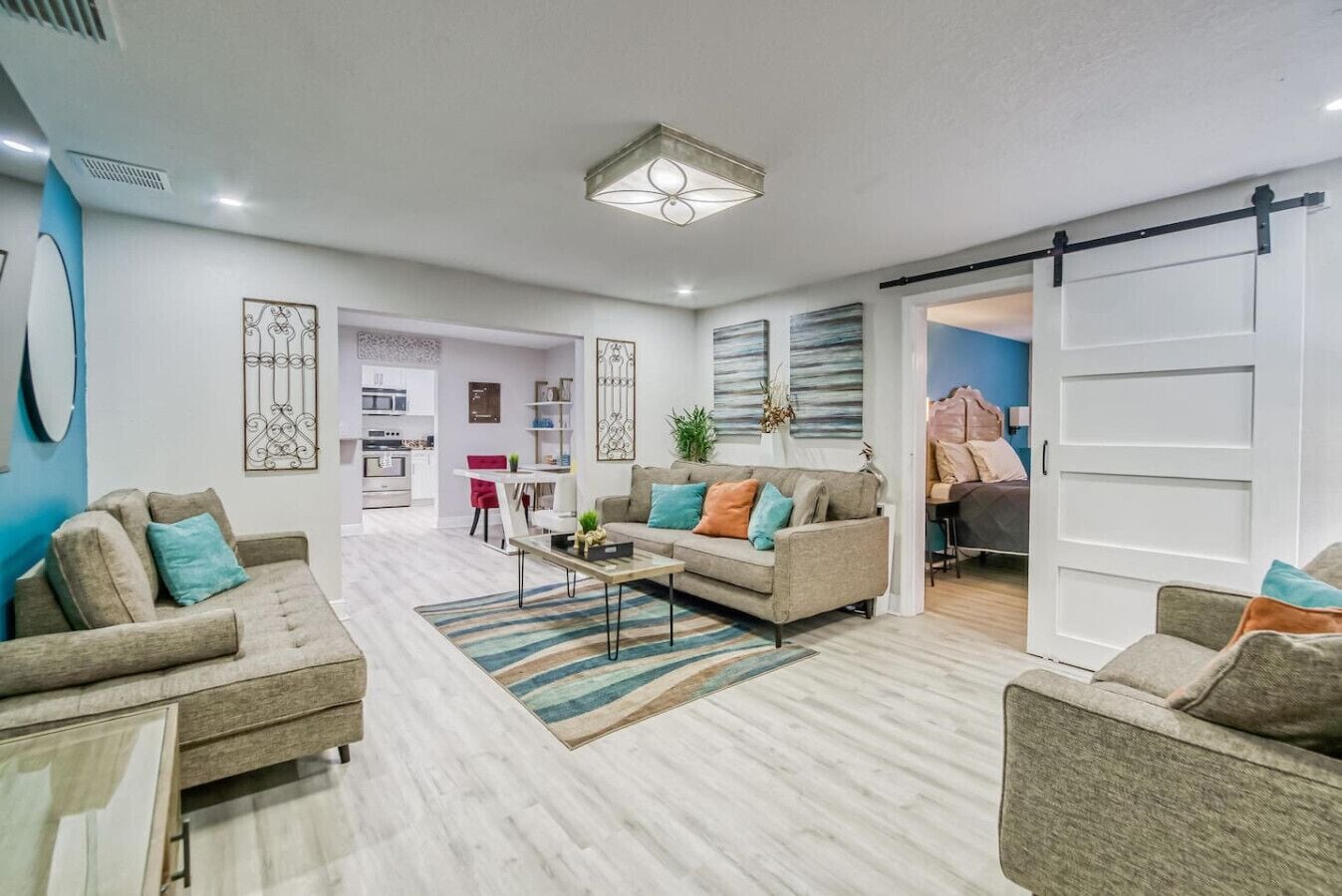 Televisie en een open haard