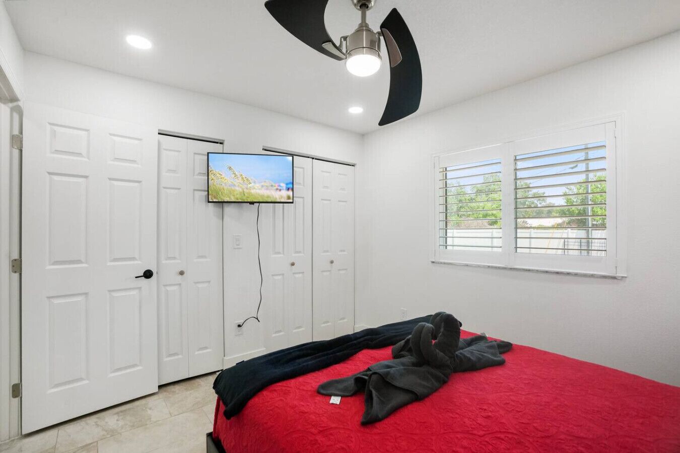 4 bedrooms, iron/ironing board, travel crib, WiFi