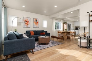 Nicht klassifiziertes Bild, 2 von 34, Schaltfläche