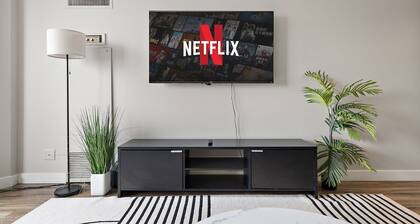 Downtown Skyview - 25th fl - Parking - Pool - Gym