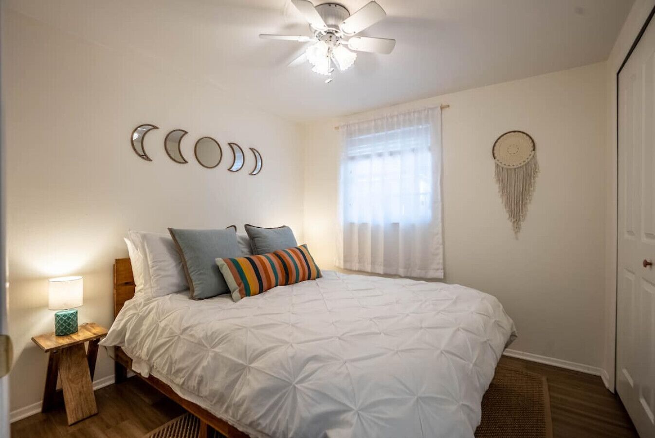 Bügeleisen/Bügelbrett, Reisekinderbett, WLAN, Bettwäsche