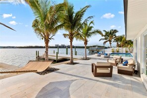 Imagen sin descripción, 4 de 52, botón