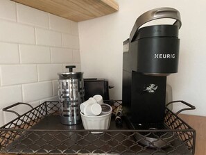 Coffee and/or coffee maker - ATX Tiny House. Quick Trip to Zilker & ACL. (Austin)