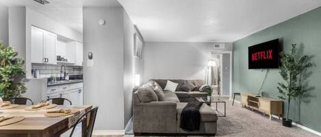 Televisie en een kantoor