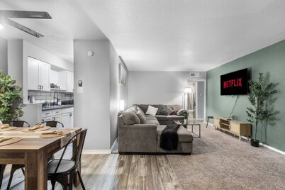 3 Min Walk to AT&T | 3BR | Parking + Pets + Gym