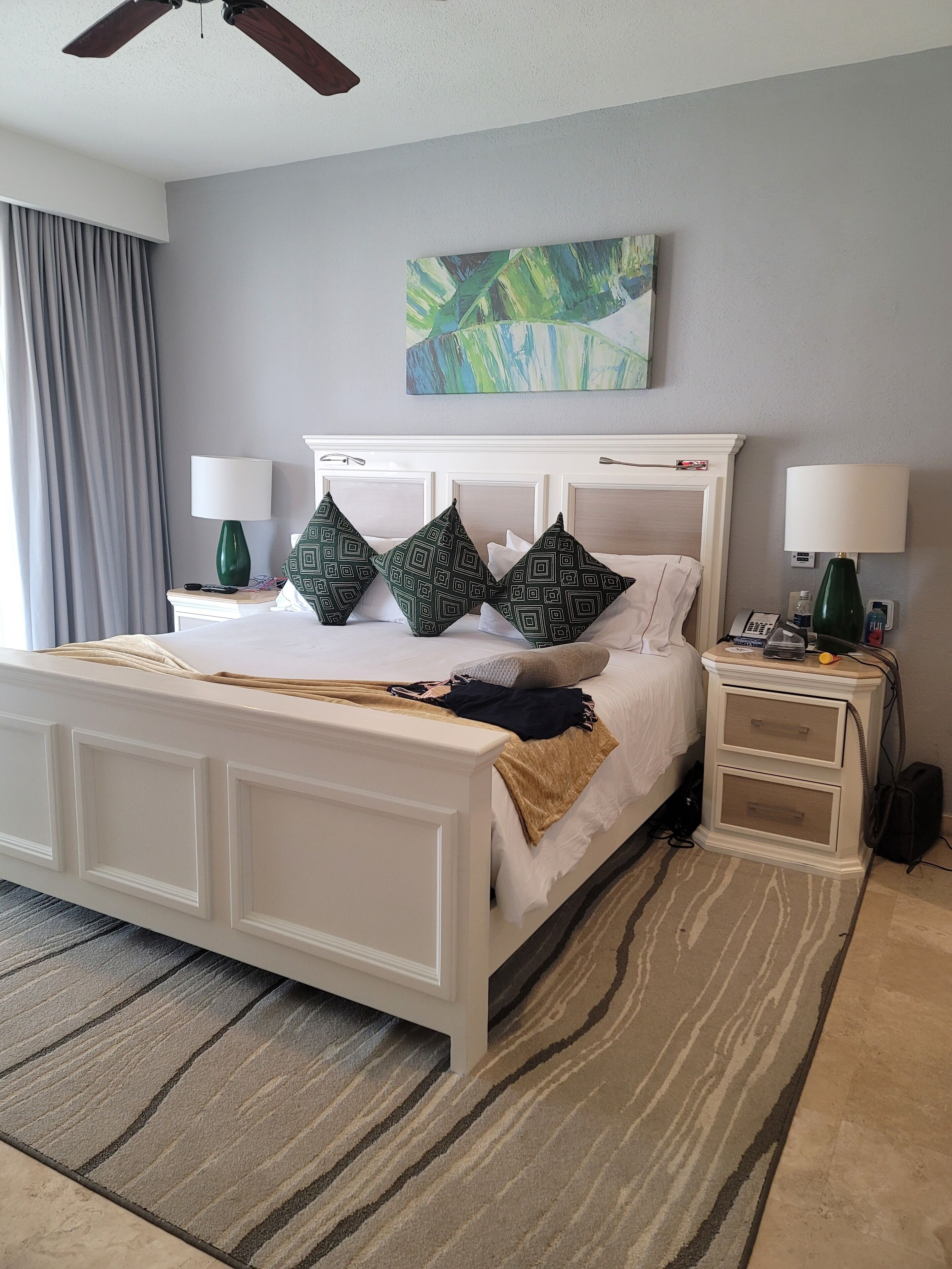 In-room safe, blackout curtains, free WiFi