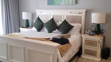 In-room safe, blackout curtains, free WiFi