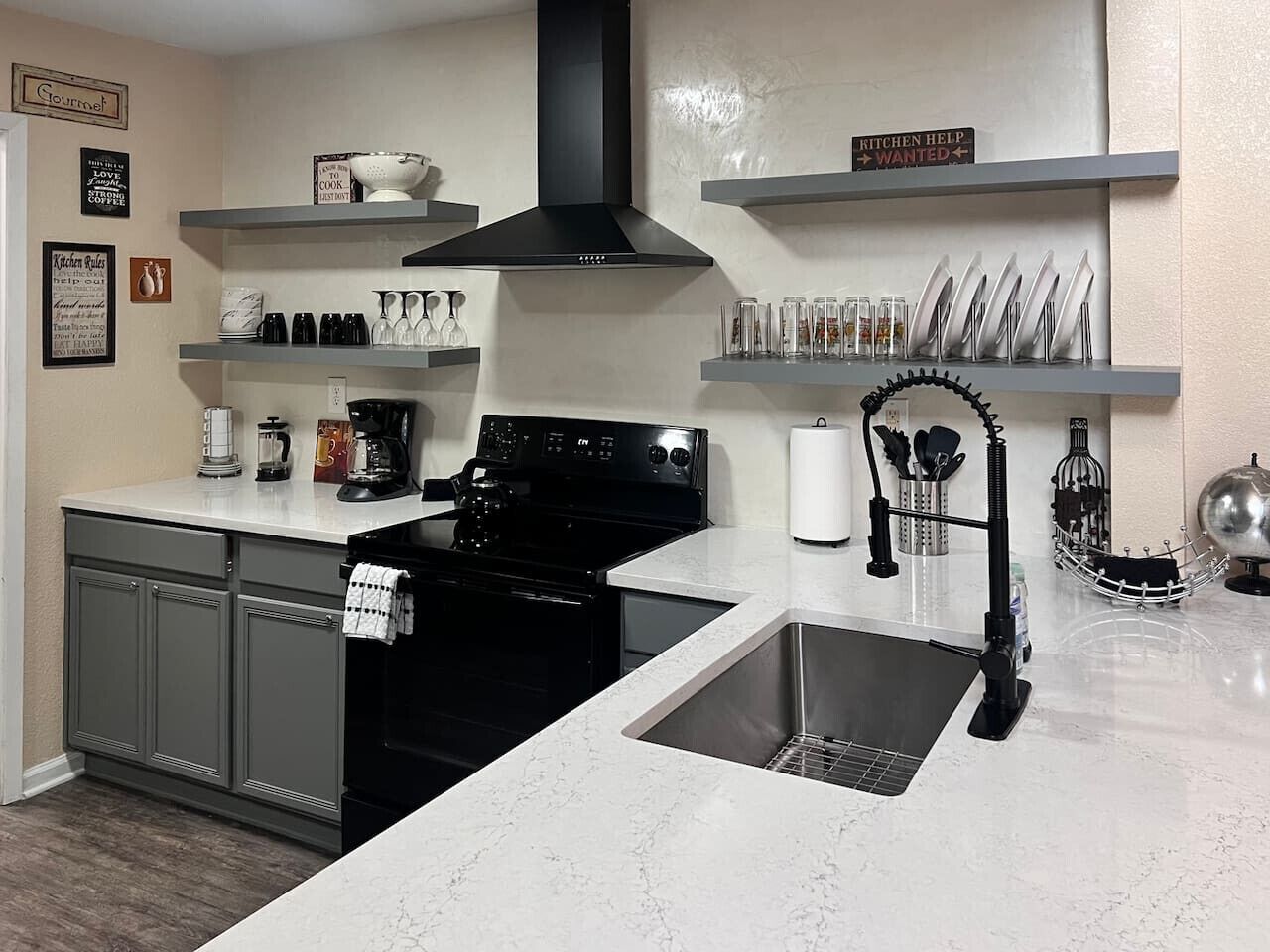 Fridge, microwave, stovetop, coffee/tea maker