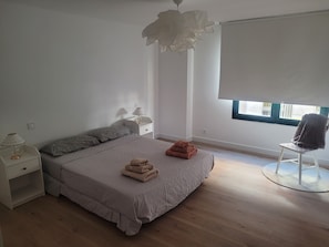 Unclassified image, 5 of 10, button - Two steps away (Burgos)