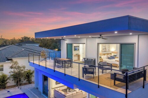 The Palm Court Villa