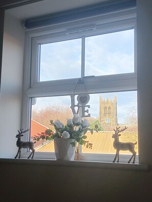 Unclassified image, 4 of 10, button - Beautiful Modern 2 Bed 2 Story Apartment in North Yorkshire Town Centre (Northallerton)