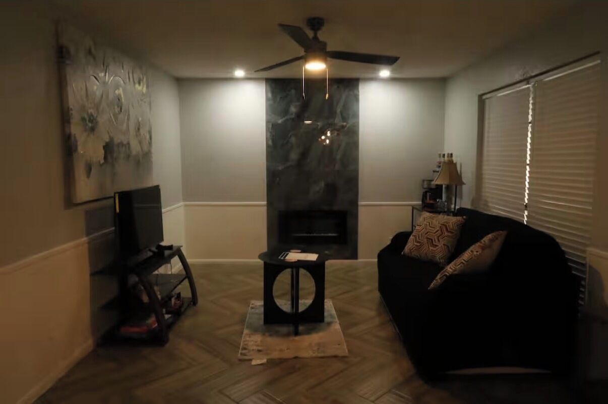 Télévision, cheminée