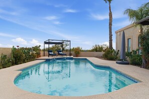 Pool - Saguaro Crown Premier 4 BD Foothills Escape! (Tucson)
