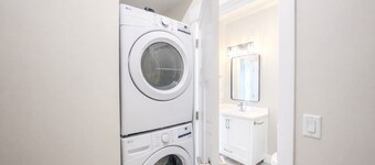 Heritage Suite – New Construction Beauty! Pets too