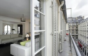 Imagem sem classificação, 3 de 28, botão