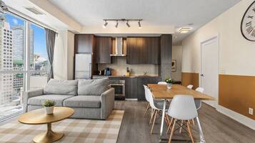 Deluxe-huoneisto, kaupunkinäköala | Oleskelualue