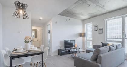 Toronto Union Suites - Free Parking