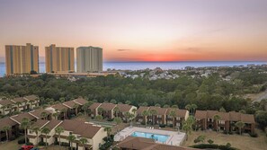 House (2 Bedrooms) | Interior - Sandbar Serenade by Avantstay Beachside Home + Pool + Tennis Court + Beach Access + Near Pier Park (Panama City Beach)