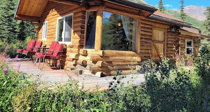 The Aurora at Little Bear Getaway Cabins is peaceful seclusion