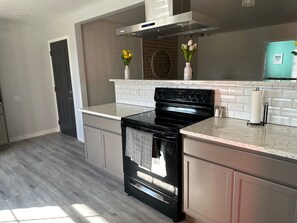 Unclassified image, 5 of 15, button