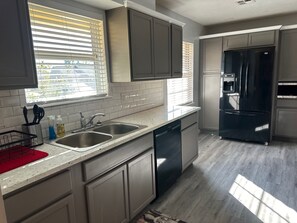 Unclassified image, 2 of 15, button