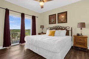 2 bedrooms, iron/ironing board, WiFi, bed sheets - Unique lake condo-PRIME location! (Orlando)