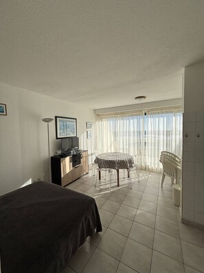 Interior - Studio Héliopolis C 32 - 4 people (AGDE)