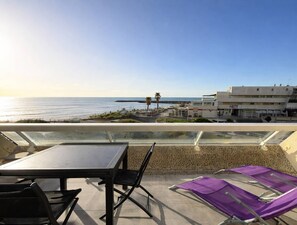 Outdoor dining - ELIXXIR - Studio Héliopolis C 34 - Luxe - 2 people (AGDE)