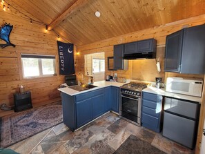 Cabin, Multiple Beds, Mountain View | Private kitchen - Little Bear Getaway Cabins (Sutton)
