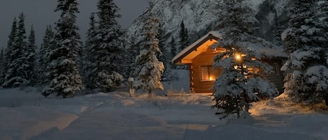 Cabane, plusieurs lits, vue montagne | Vue sur les montagnes