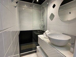 Hair dryer - SULAWESI - Studio Héliopolis C 75 - Luxury - 2 people (AGDE)