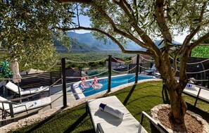 Pool - Beautiful home in Vrgorac (Vrgorac)