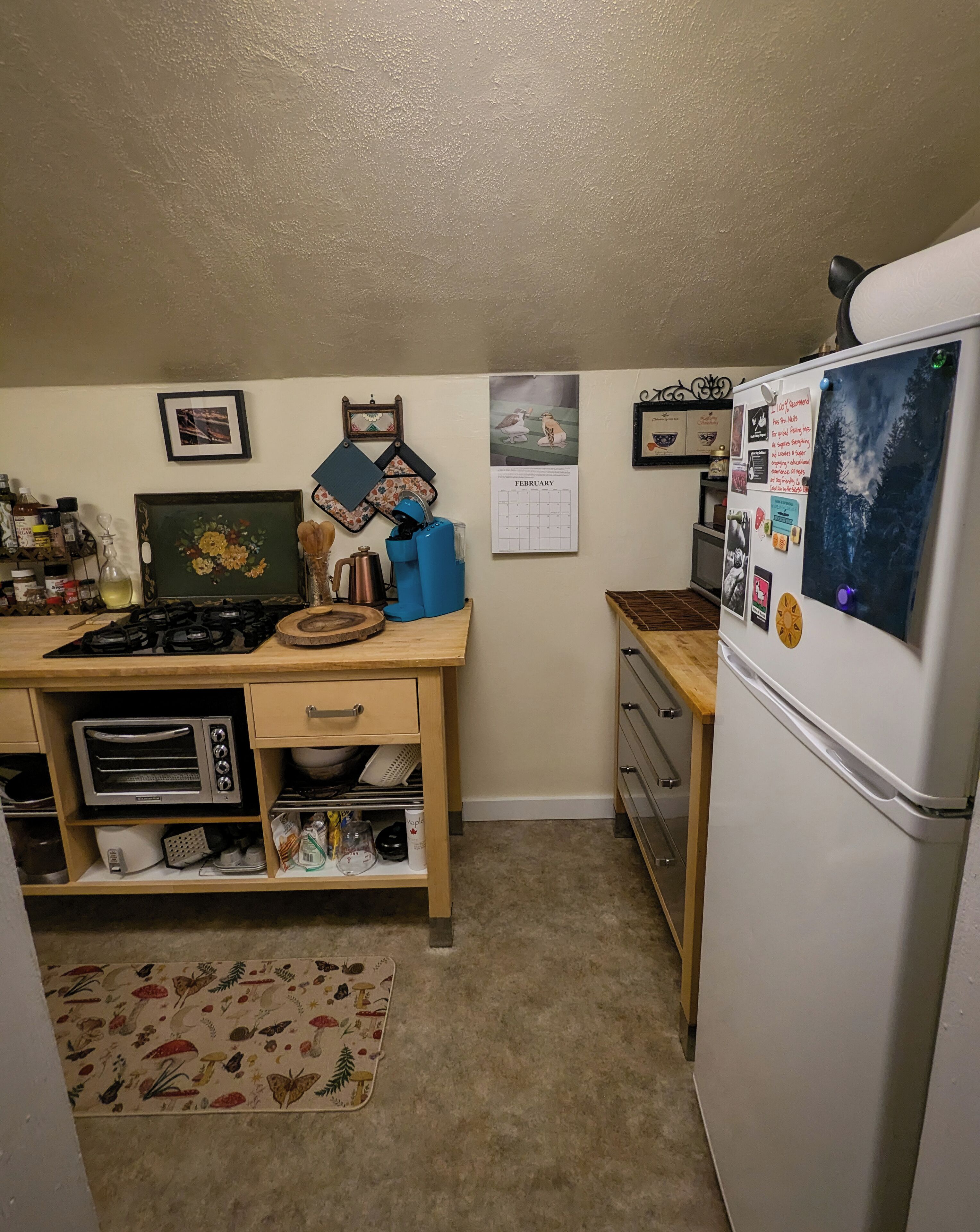 Micro-ondes, four, plaque de cuisson