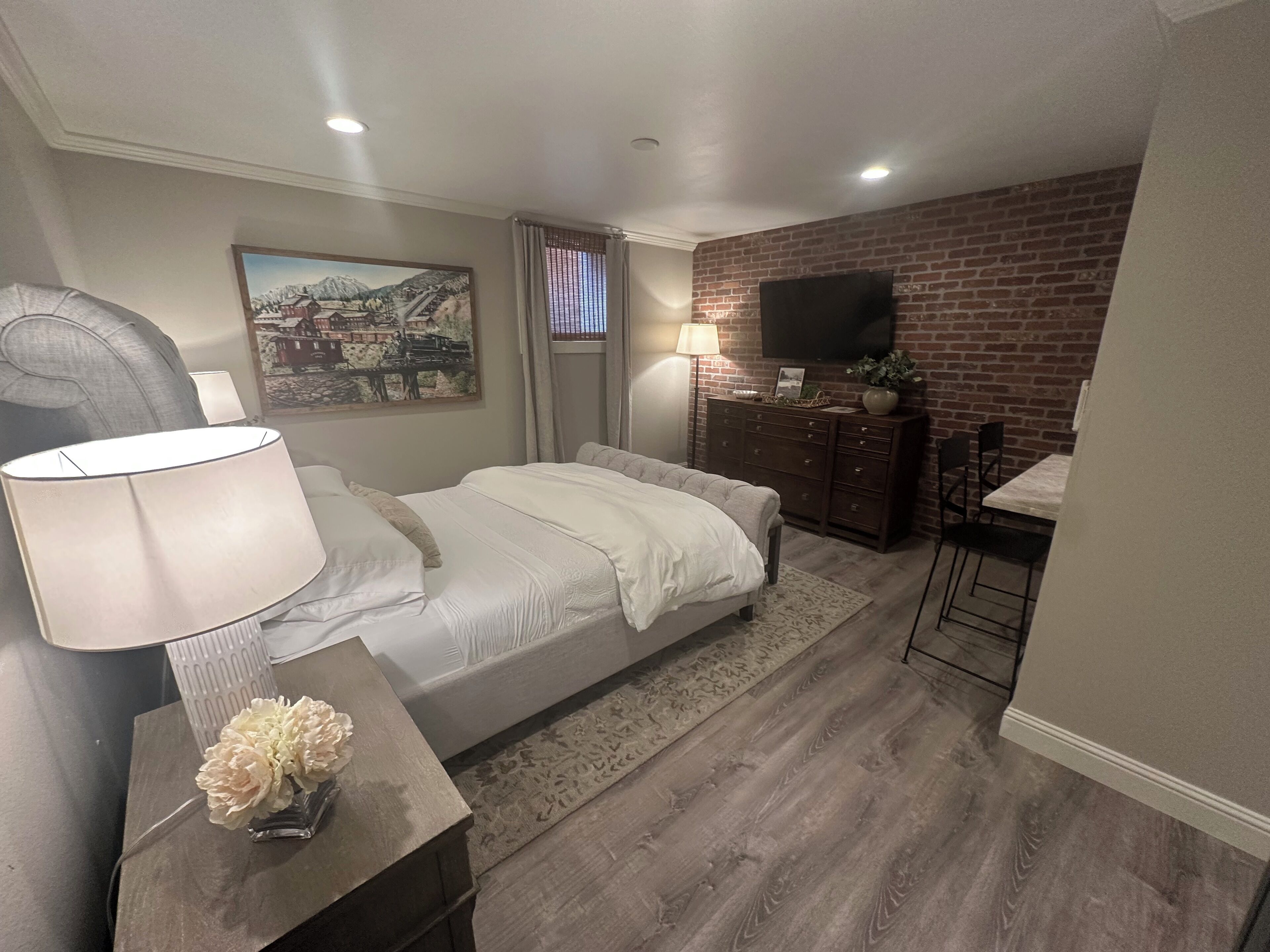 1 bedroom, iron/ironing board, WiFi, bed sheets