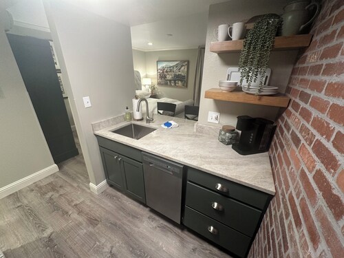 Charming & Luxurious Downtown Durango Hideaway