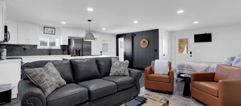 Lounges at Lynchburg Black House - within walking distance to Jack Daniels!