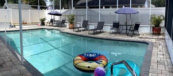 Cozy 1-bedroom studio in perfect Tampa with AC