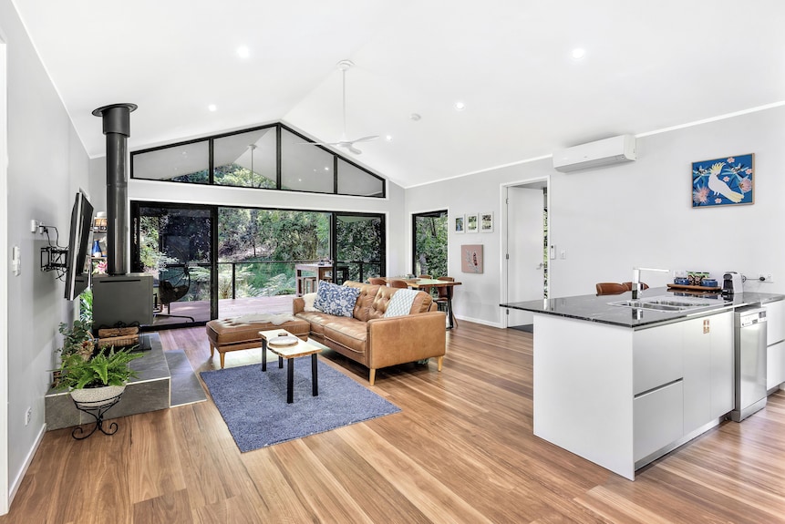 Under The Pecans | 2br Retreat With Peaceful Scenic Views - Sunshine Coast Queensland, Australia