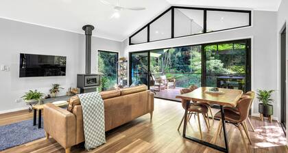 Under the Pecans | 2BR Retreat with Peaceful Scenic Views