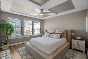 Unclassified image, 5 of 18, button