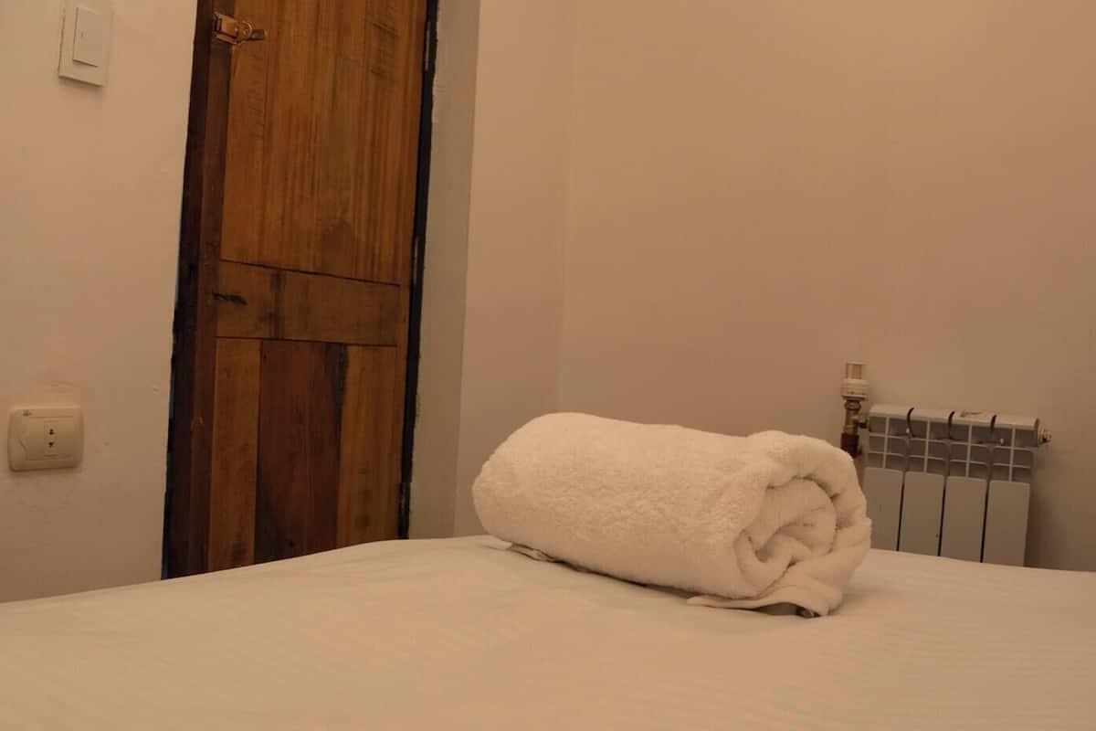 Habitación individual | Wifi gratis y ropa de cama