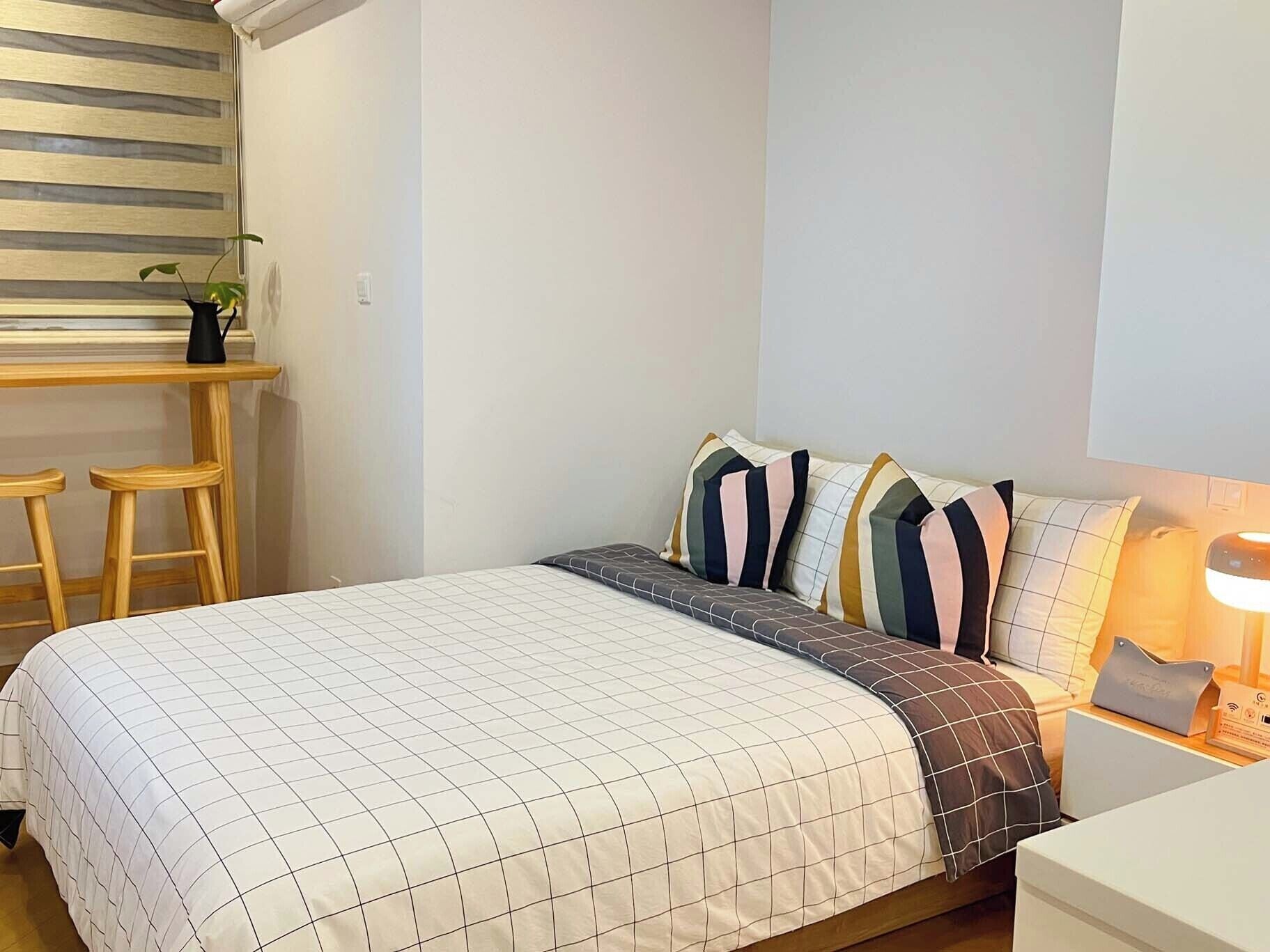 럭셔리 더블룸, 발코니 | 암막 커튼, 방음 설비, 다리미/다리미판, 무료 WiFi