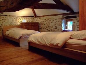 4 bedrooms, Internet - Le Moulin Mathy - SAINT PIERRE LE VIEUX (SAINT PIERRE LE VIEUX)