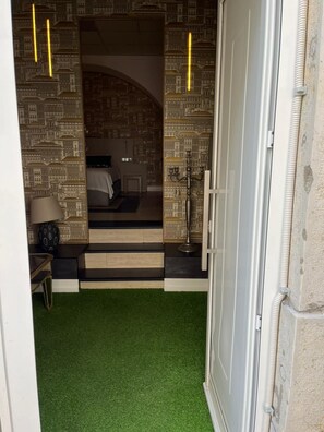 Uklassifisert bilde, 5 av 9, knapp